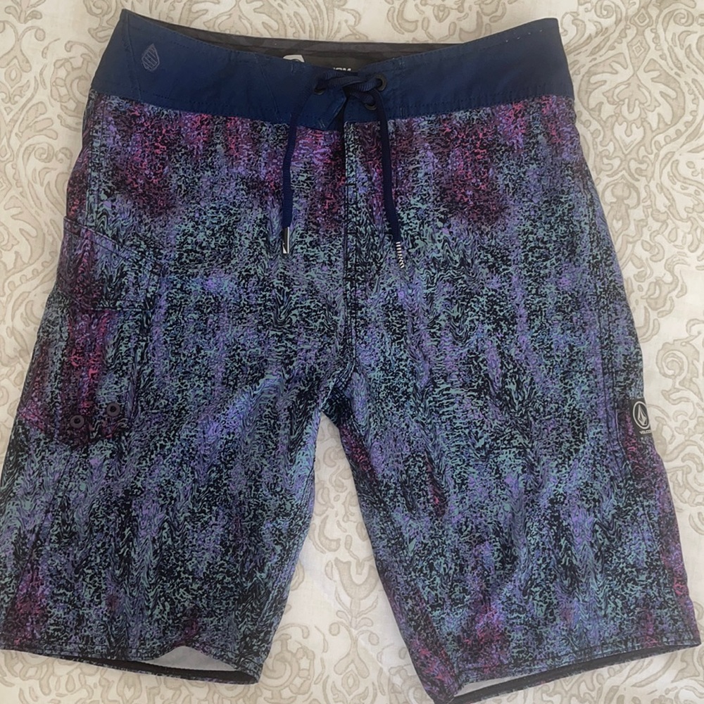 Volcon Mod-Tech board shorts